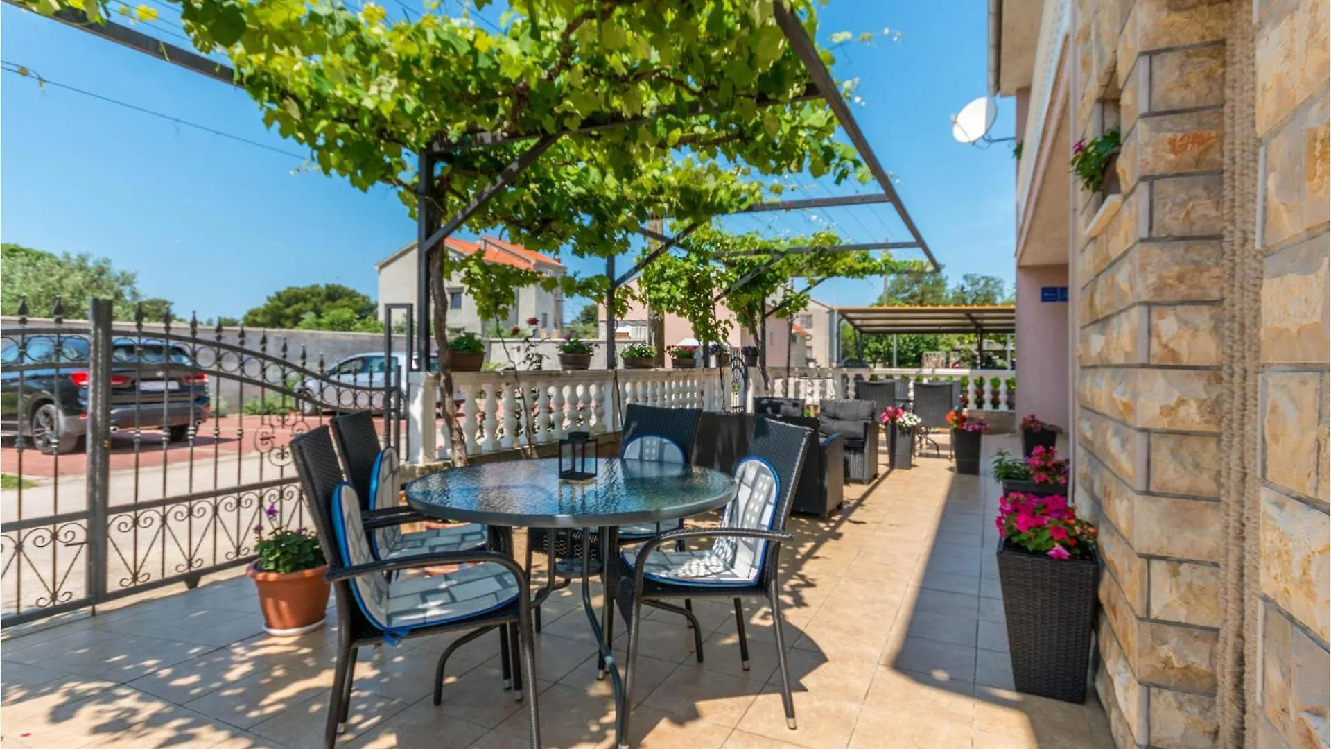 Amazing Apartment In Biograd Na Moru With Wifi