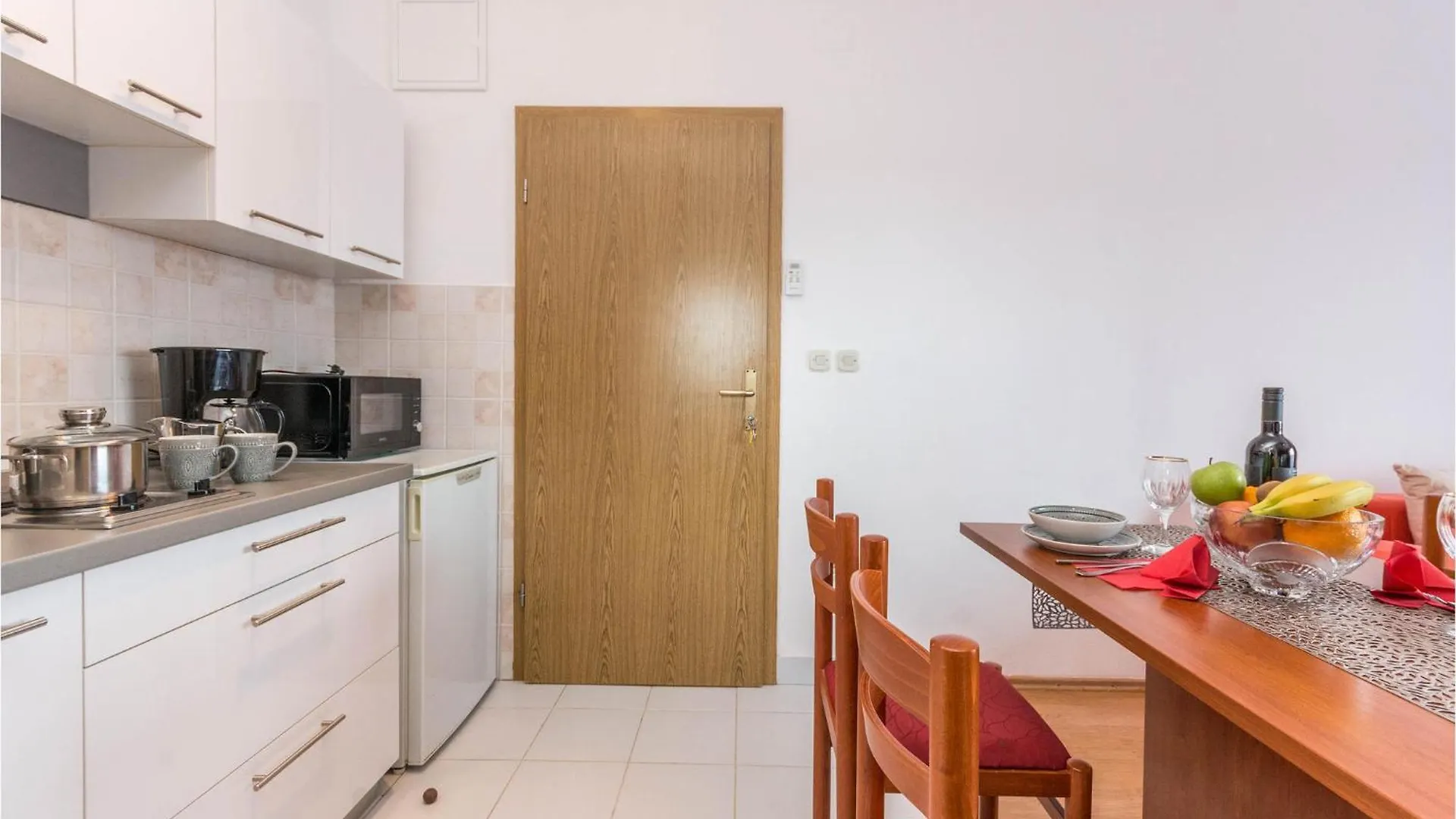 Amazing Apartment In Biograd Na Moru With Wifi Croazia
